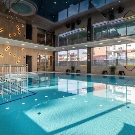 Klifowa & Fitness Near The In By Renters Prestige Apartment *