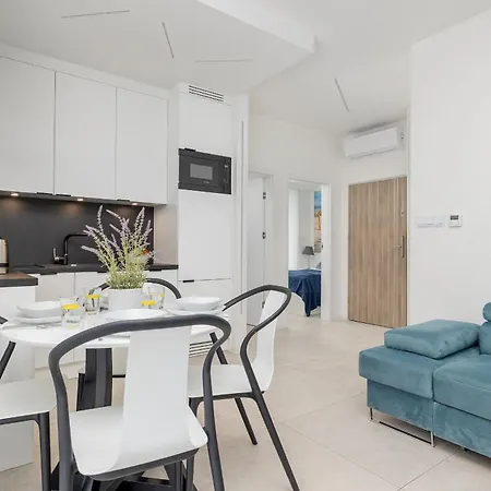 Apartment Klifowa & Fitness Near The In By Renters Prestige