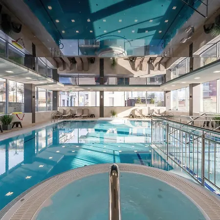 Apartment Klifowa & Fitness Near The In By Renters Prestige Rewal