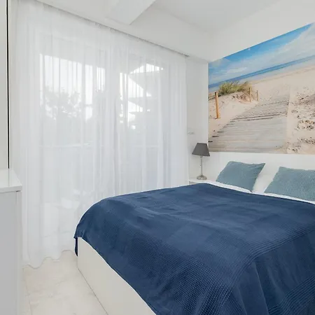 Klifowa & Fitness Near The In By Renters Prestige Apartament *